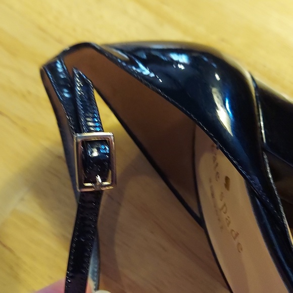 Kate Spade patent leather ankle wrap open toe pumps 7B - Picture 4 of 6